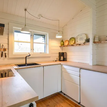 Lovely In With Wifi Holiday home