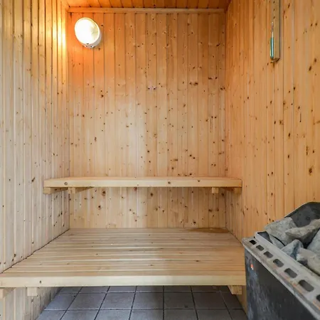 Lovely In With Wifi Holiday home *