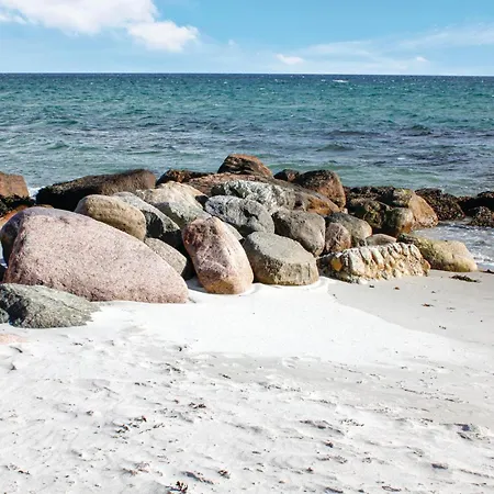 Four-Bedroom Holiday Home in Ebeltoft Vakantiehuis *
