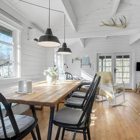 Four-Bedroom Holiday Home in Ebeltoft Ebeltoft